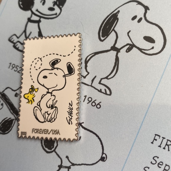 USPS Office 222 Charles M Schulz Stamp Pin With Cancellation Card